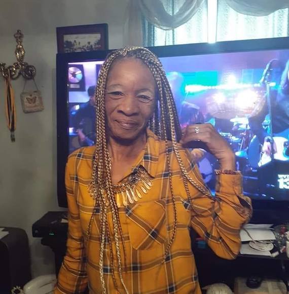 Meet your Posher, Debra - Picture 1 of 1